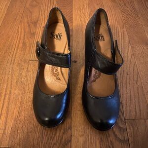 Sofft Black Mary Jane Heels